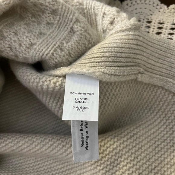 Madewell Cable Sweater Tan Color Size XXS Warm , Soft ,Cozy - Picture 2 of 8